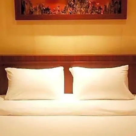 King Hotel 2*