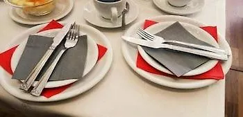 호텔 킹 칼람파카